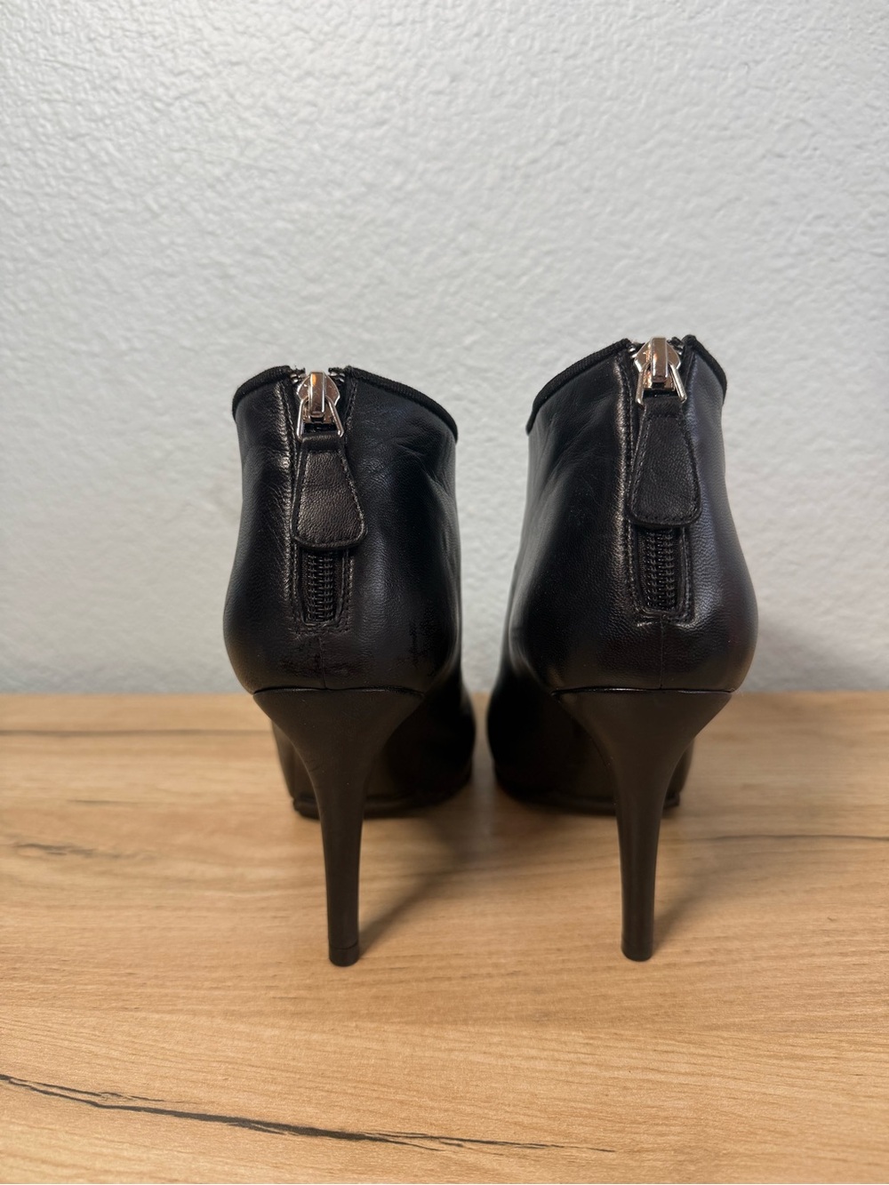 Chanel Black Leather Ankle Booties w/ CC Logo 🤍 - Picture 4 of 8